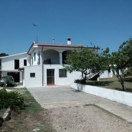 Casa Elena Lotzorai